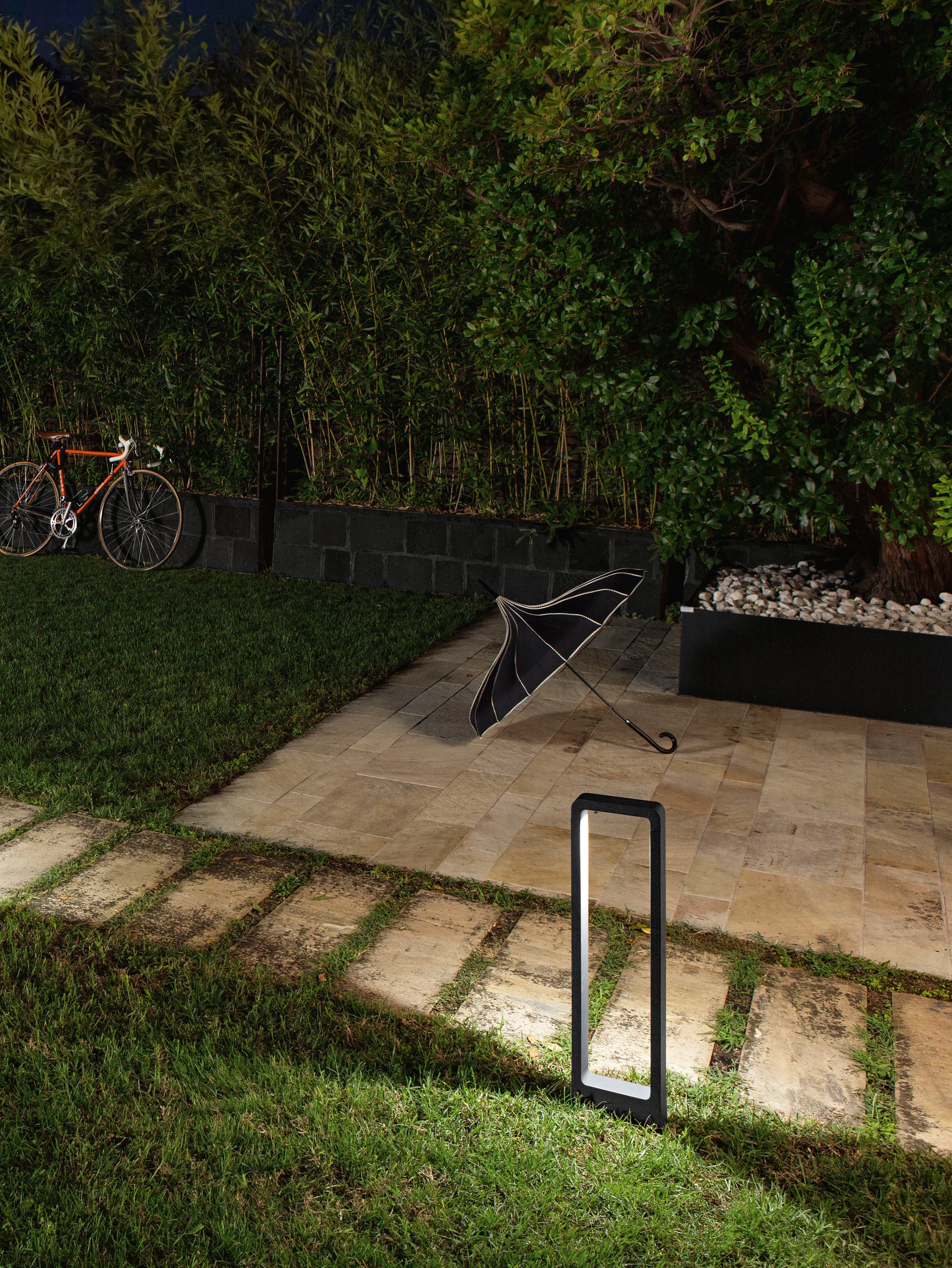 Borne NATURE GM noire OTPLT800N