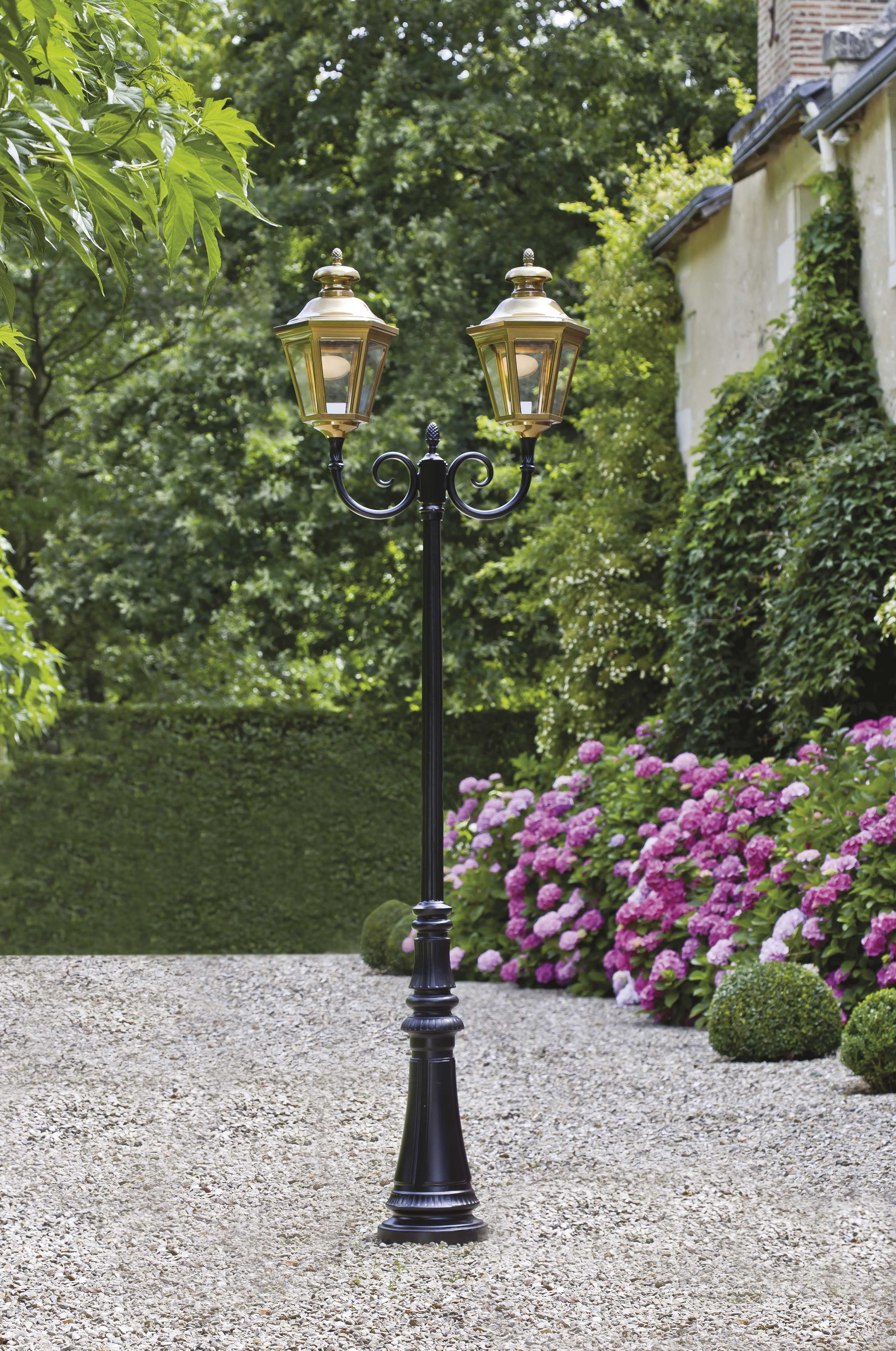 Borne Louis XIII N°5 LED 2700°K Patiné doré 009 130110009