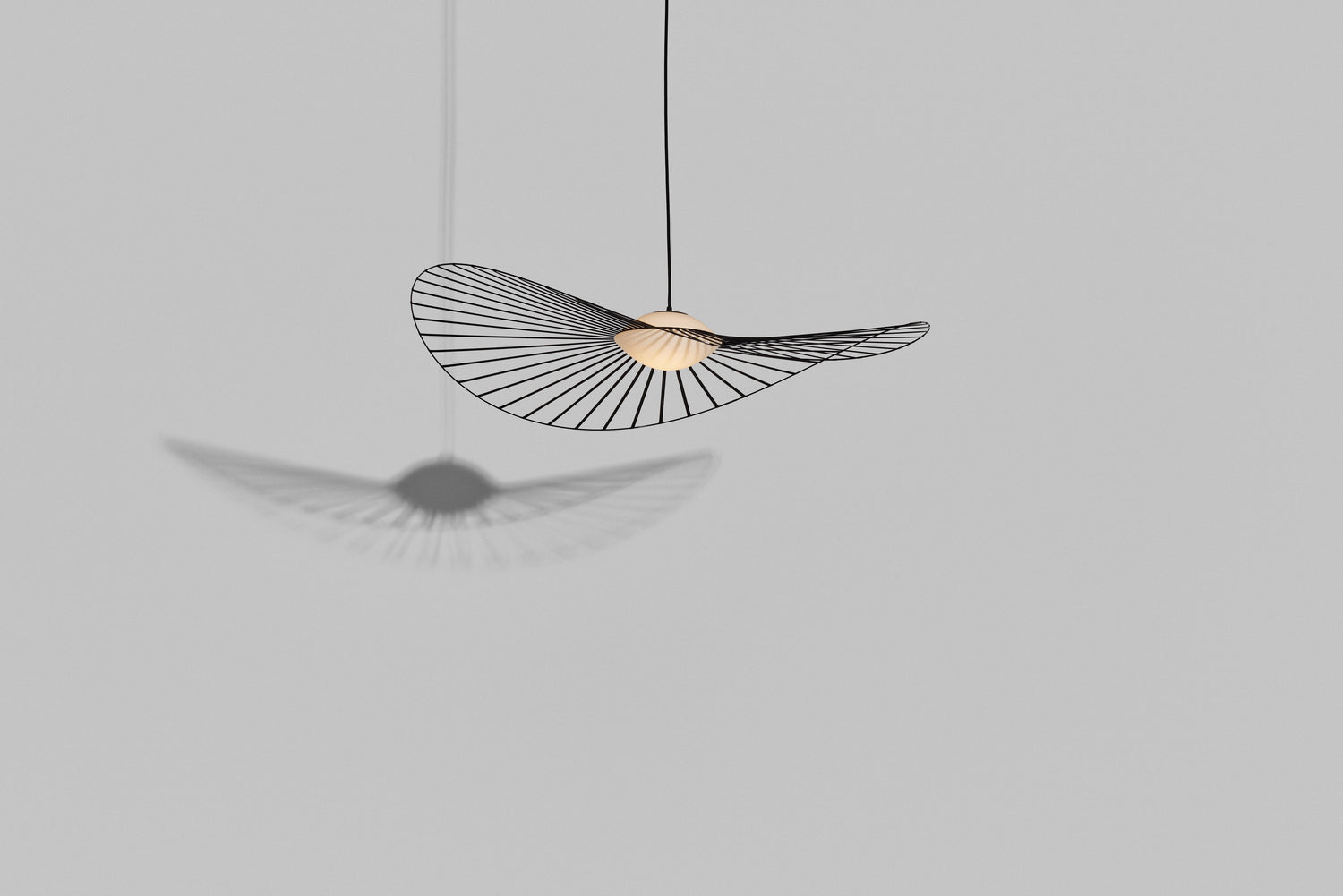 Suspension Vertigonova noire D140