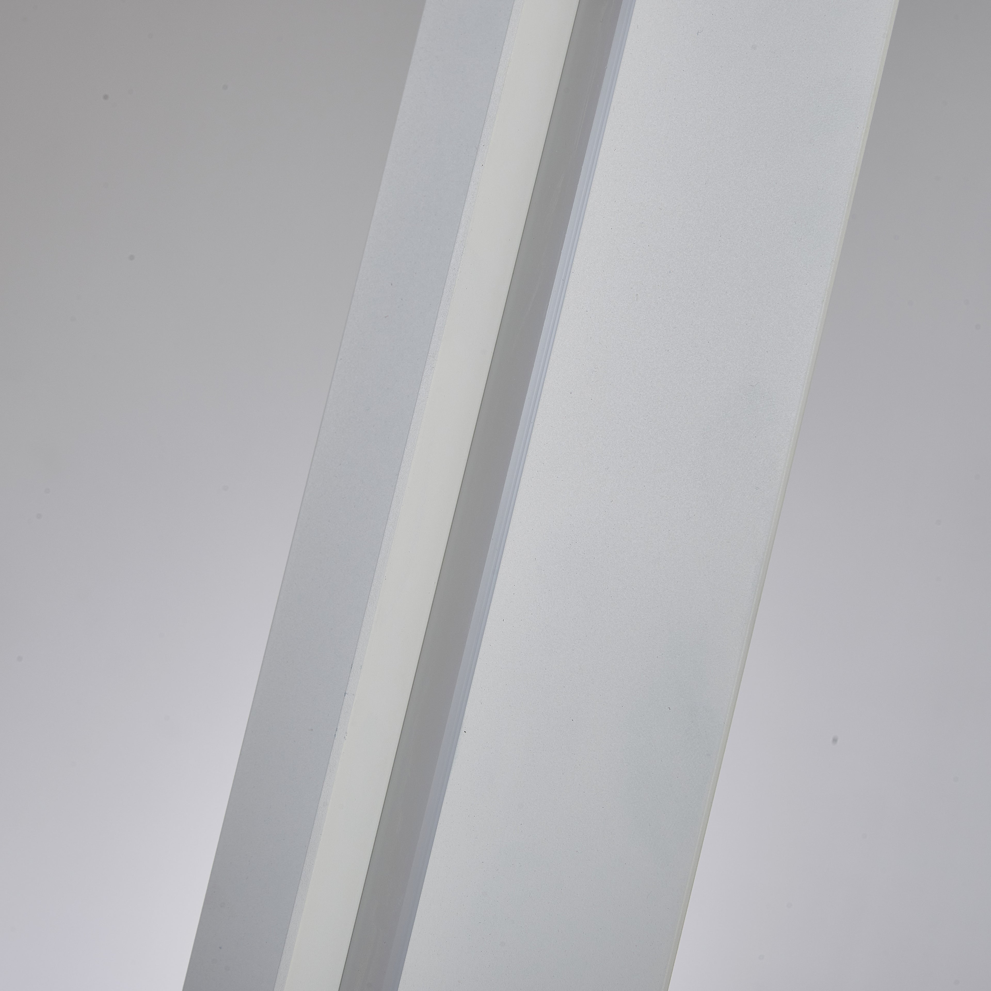 Lampadaire Manhattan blanc Mantra 9188 DISPONIBLE MAI