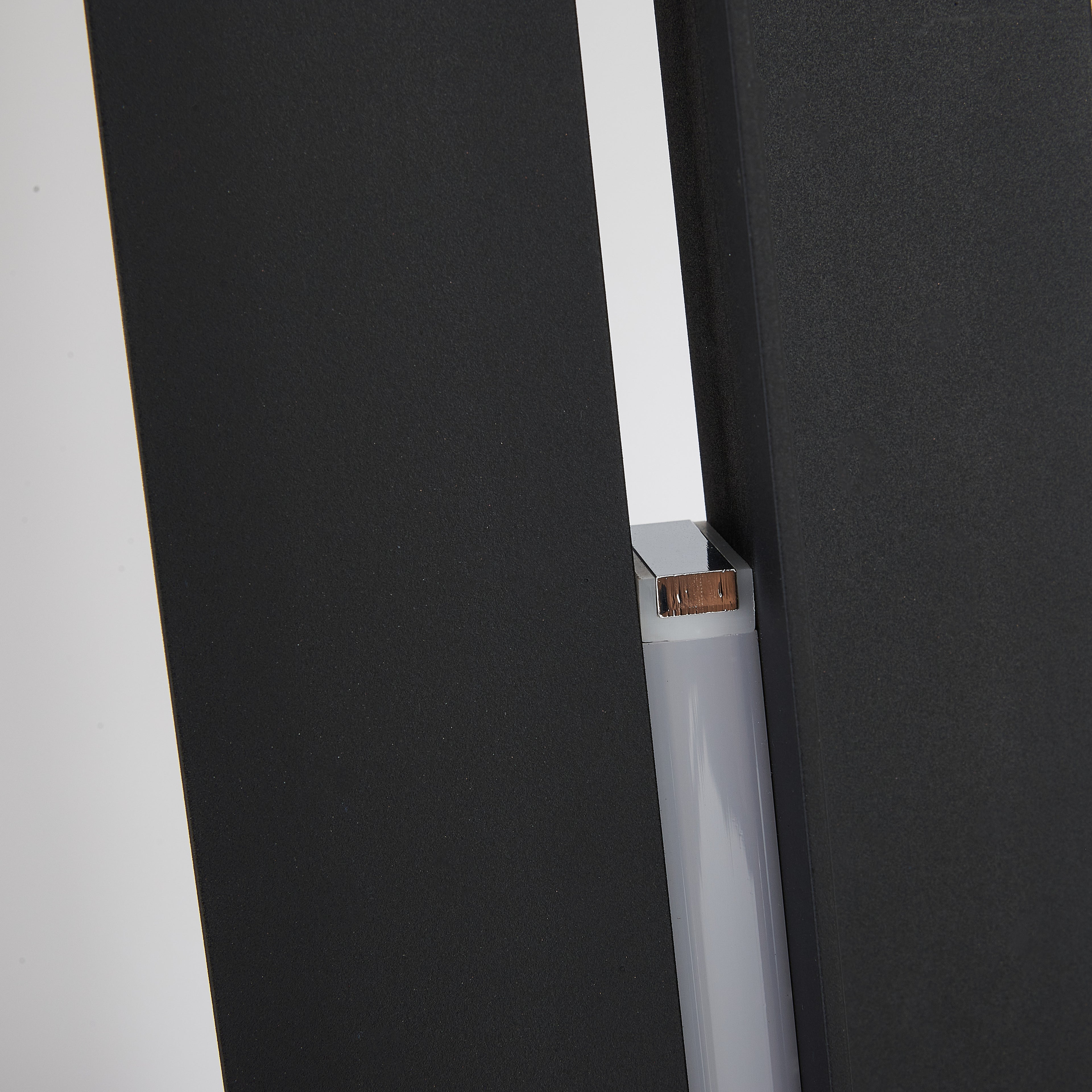 Lampadaire MANHATTAN noir Mantra 9193 DISPONIBLE MAI