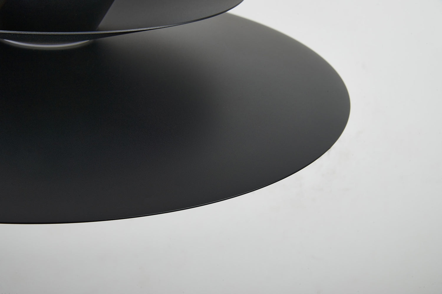 Suspension ESTRELLA noire Mantra 9438