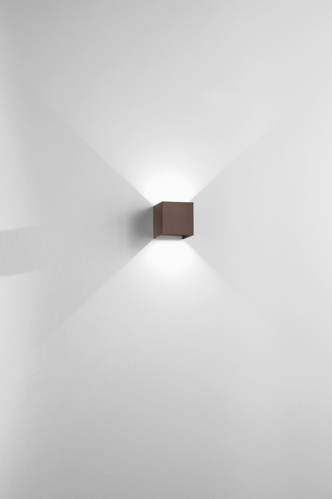 Applique CUBE noire  ONDA OAP0011N