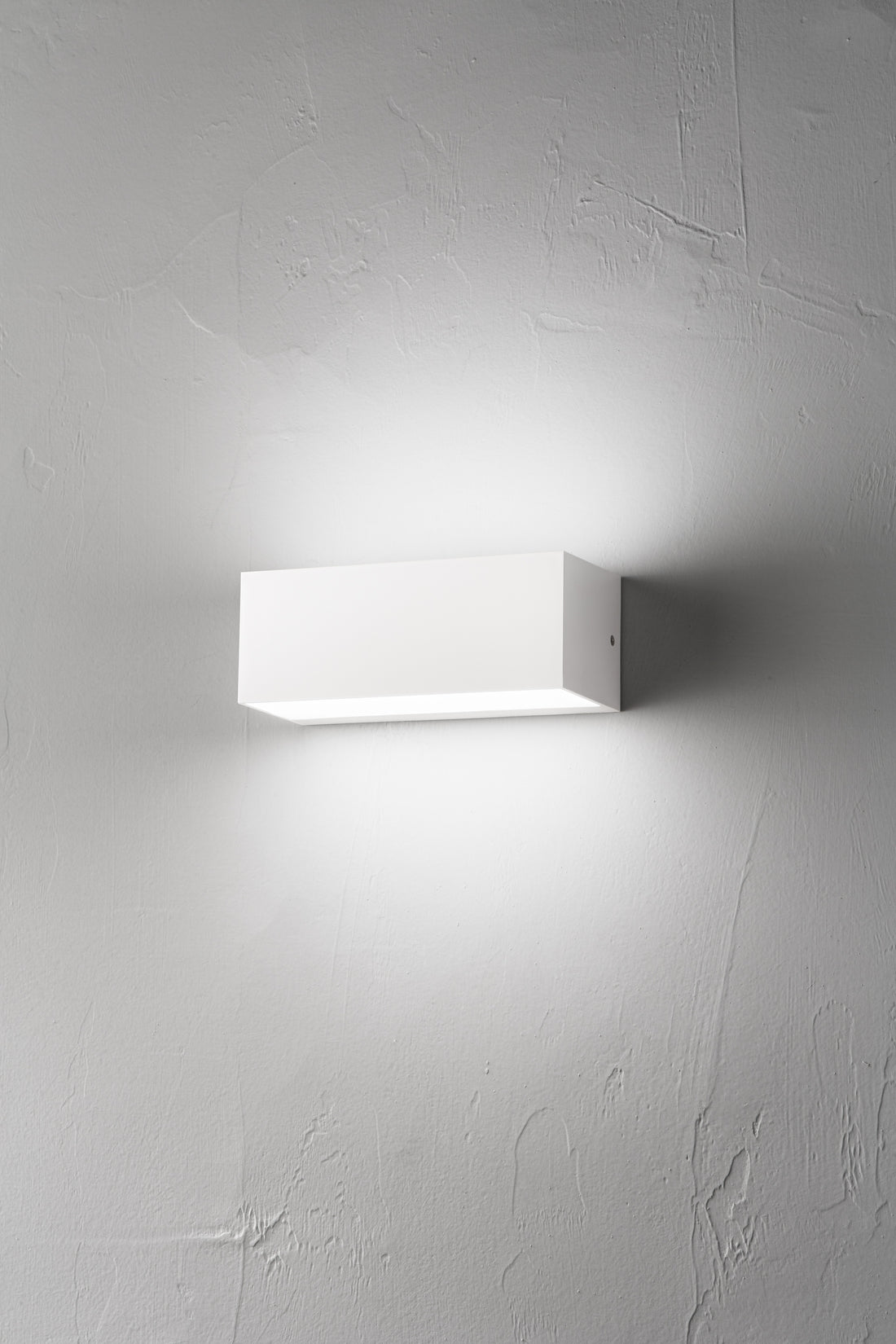 Applique FALCO blanc ONDA OAP00082
