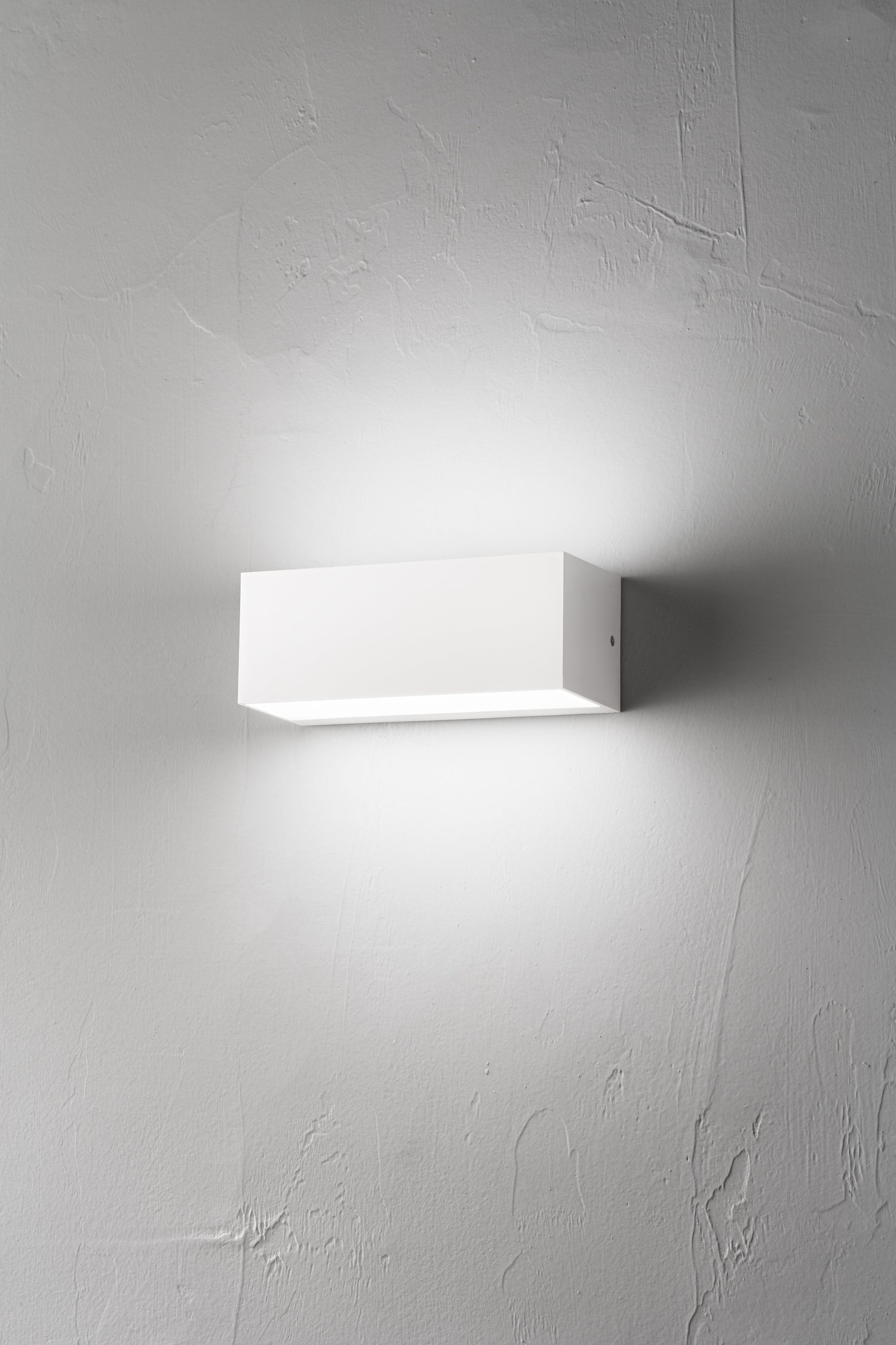 Applique FALCO blanc ONDA OAP00082