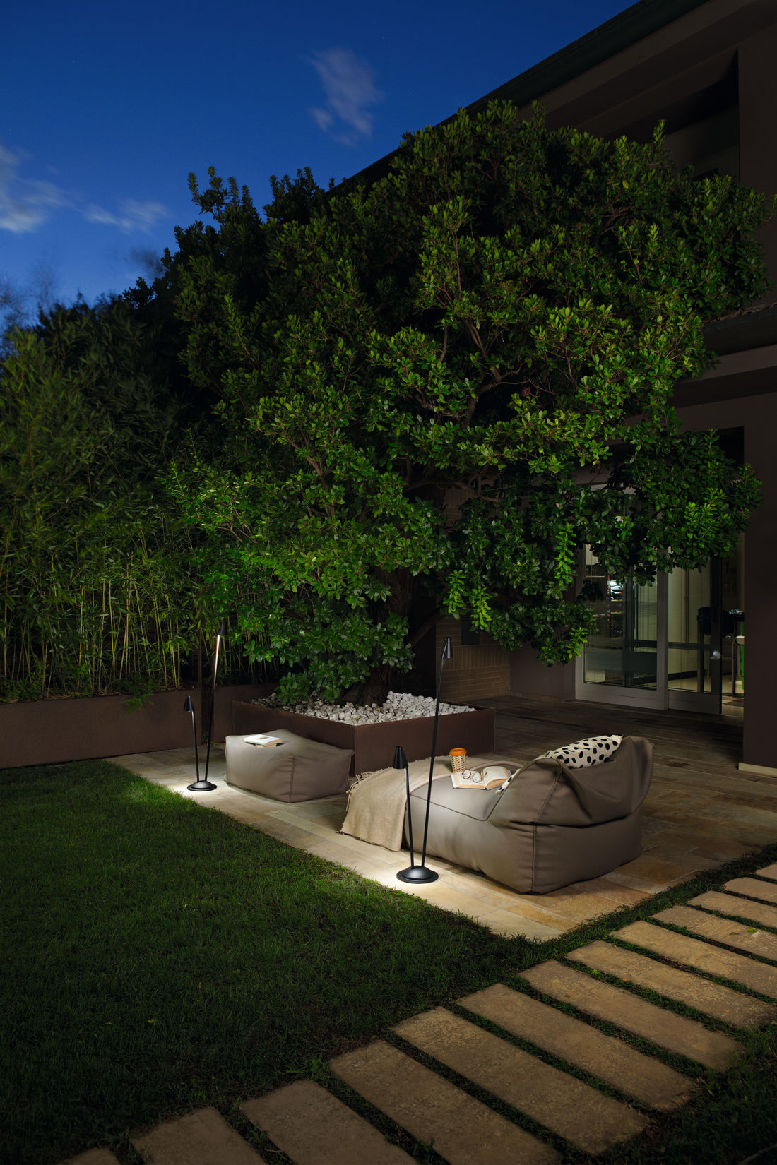 Lampadaire GRASS DOUBLE noir OTPLT804N