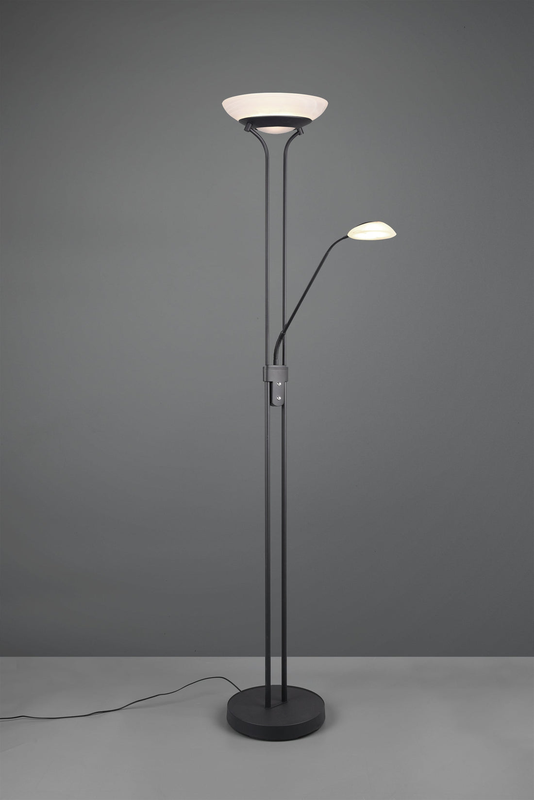 Lampadaire Orson noir R40073532