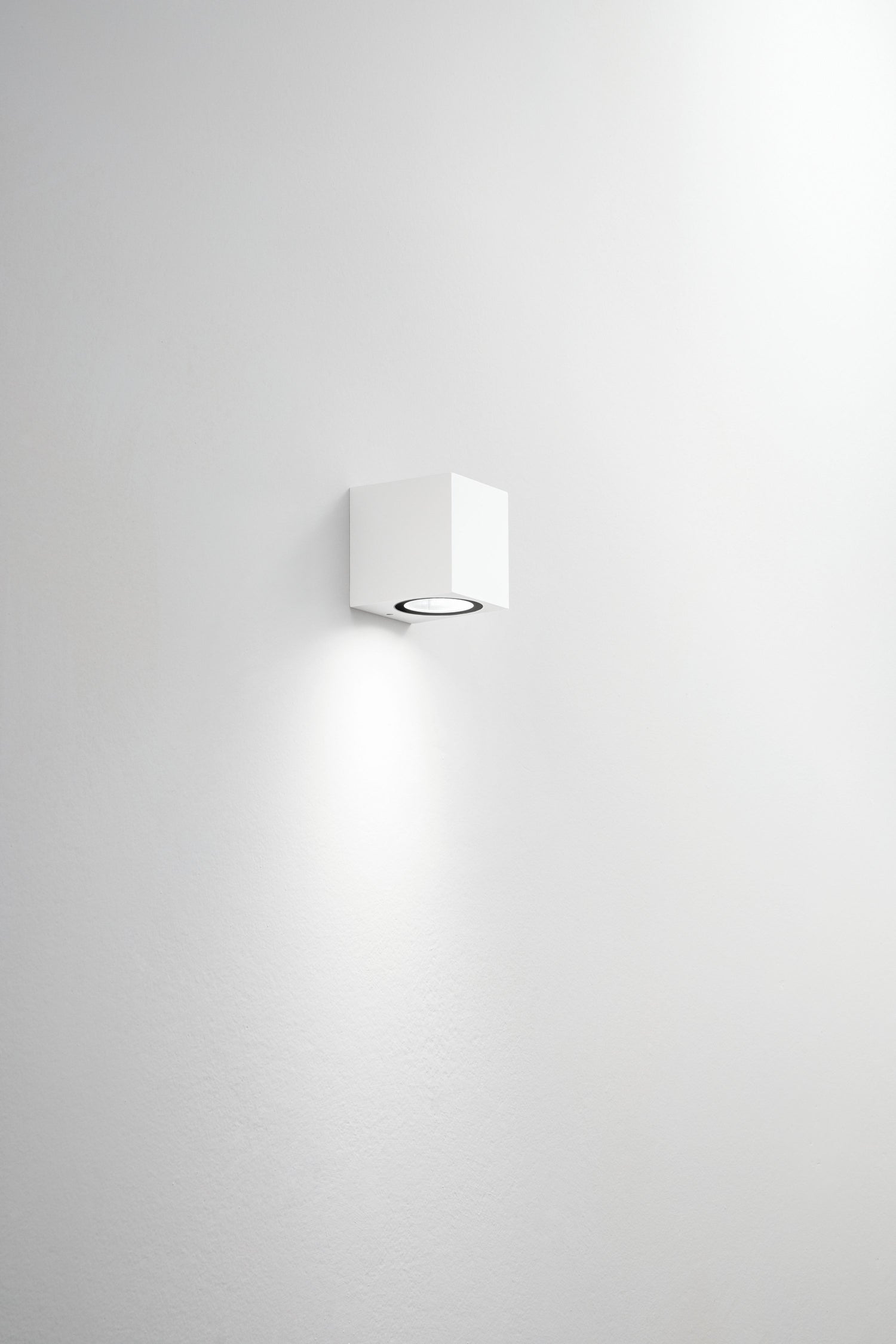 Applique ZENO SQUARE blanc OTAP0023B