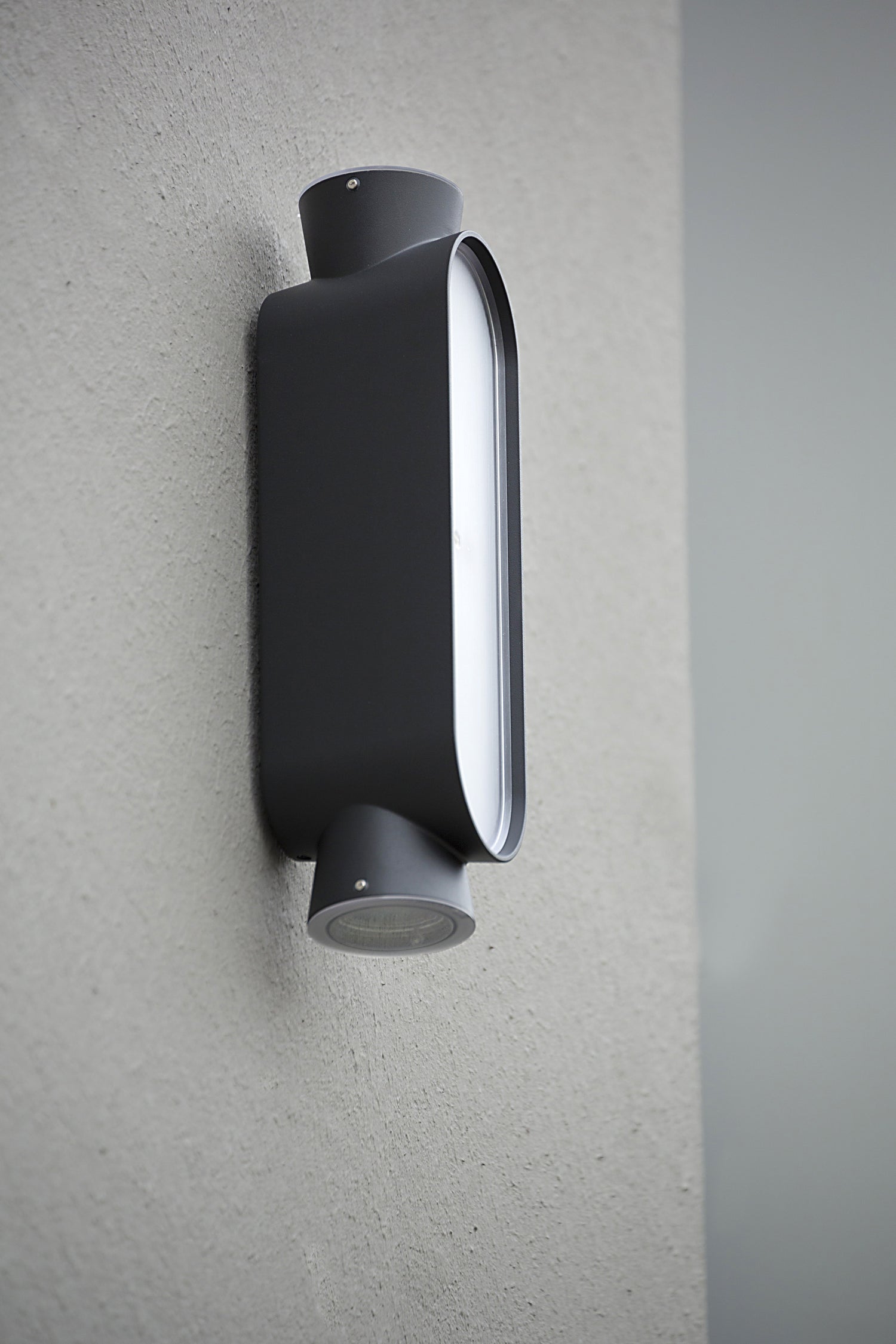 Applique Ibuk N°1 4300°k 40-40 Façade PC noir Rouge signalisation 056 126012056